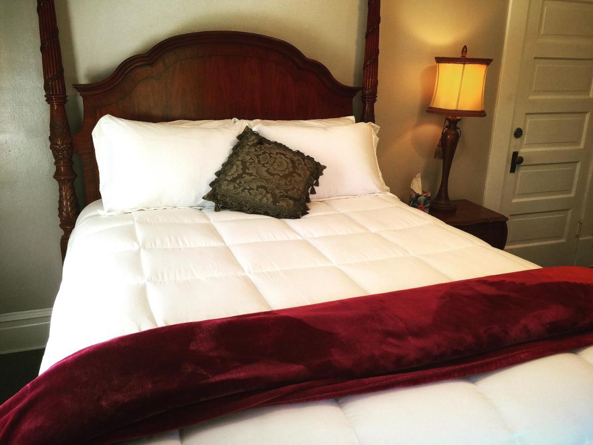 Bordeaux Inn Лоди Екстериор снимка
